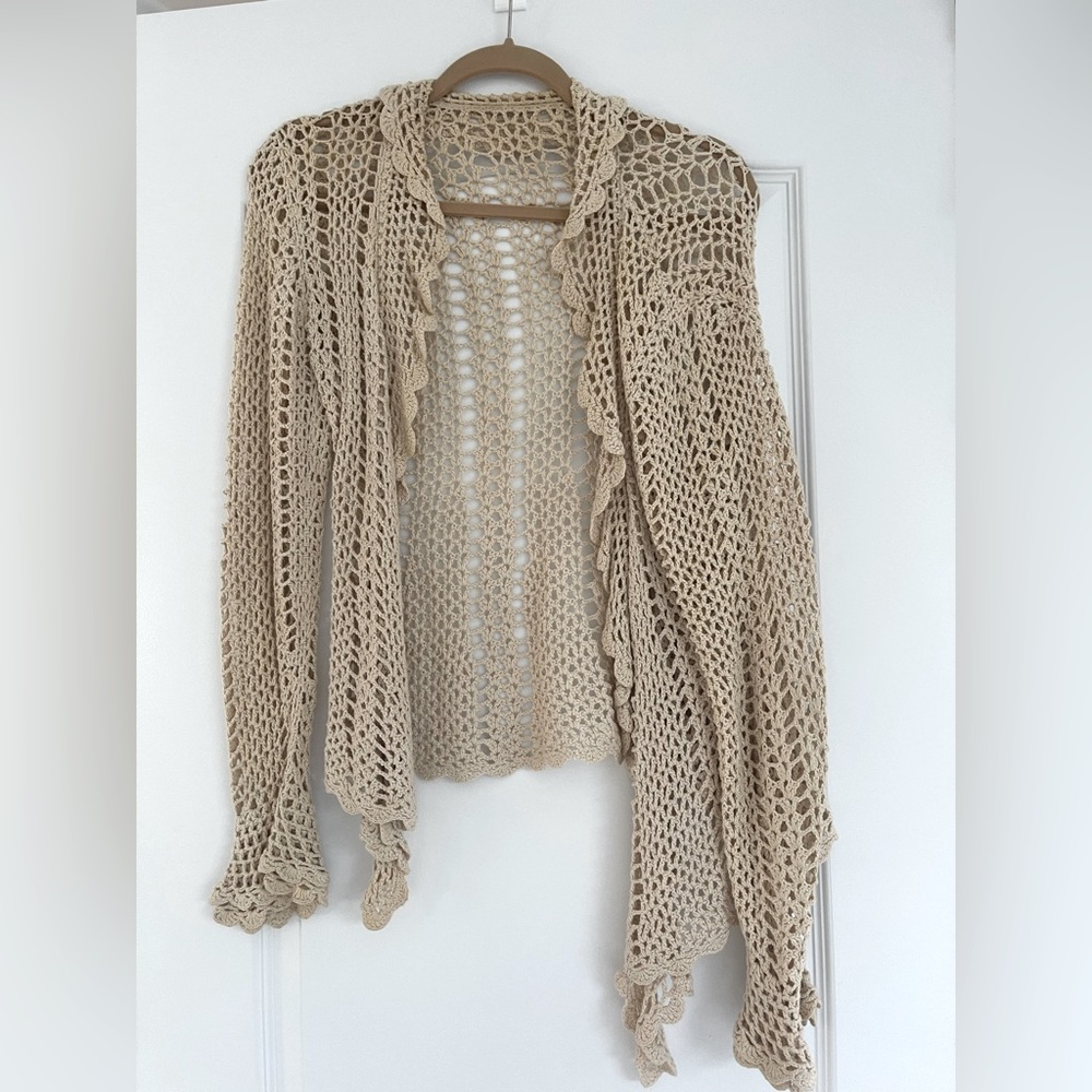 Crochet and Ruffles ever so vintage….